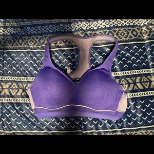 VS sports bra, size 38C.